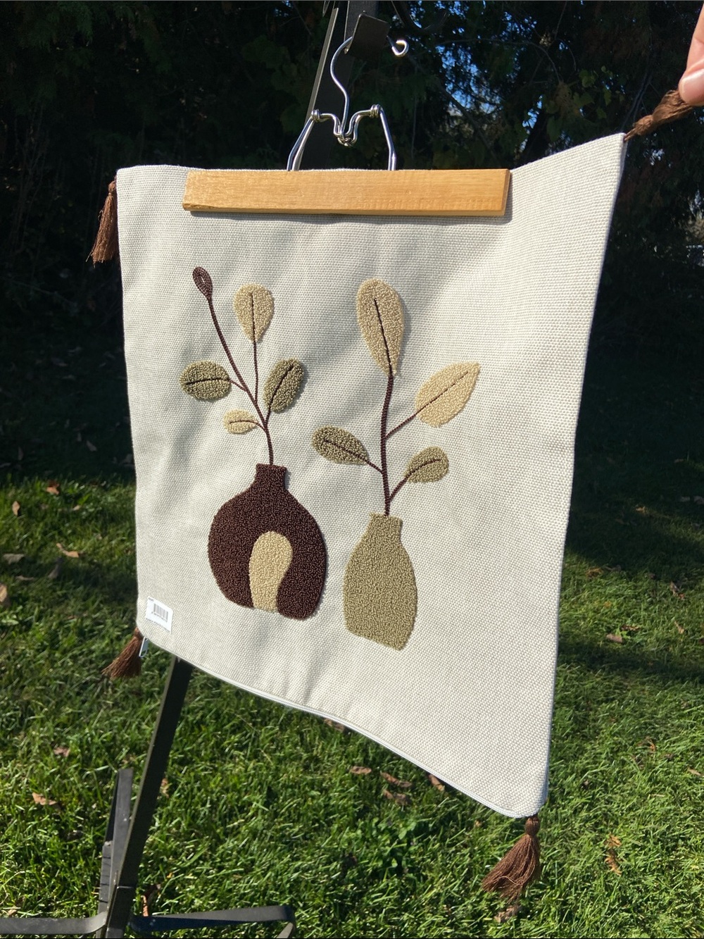 NWT Punch Embroidery Two Vases with Leaf Twigs Pillow Cover
